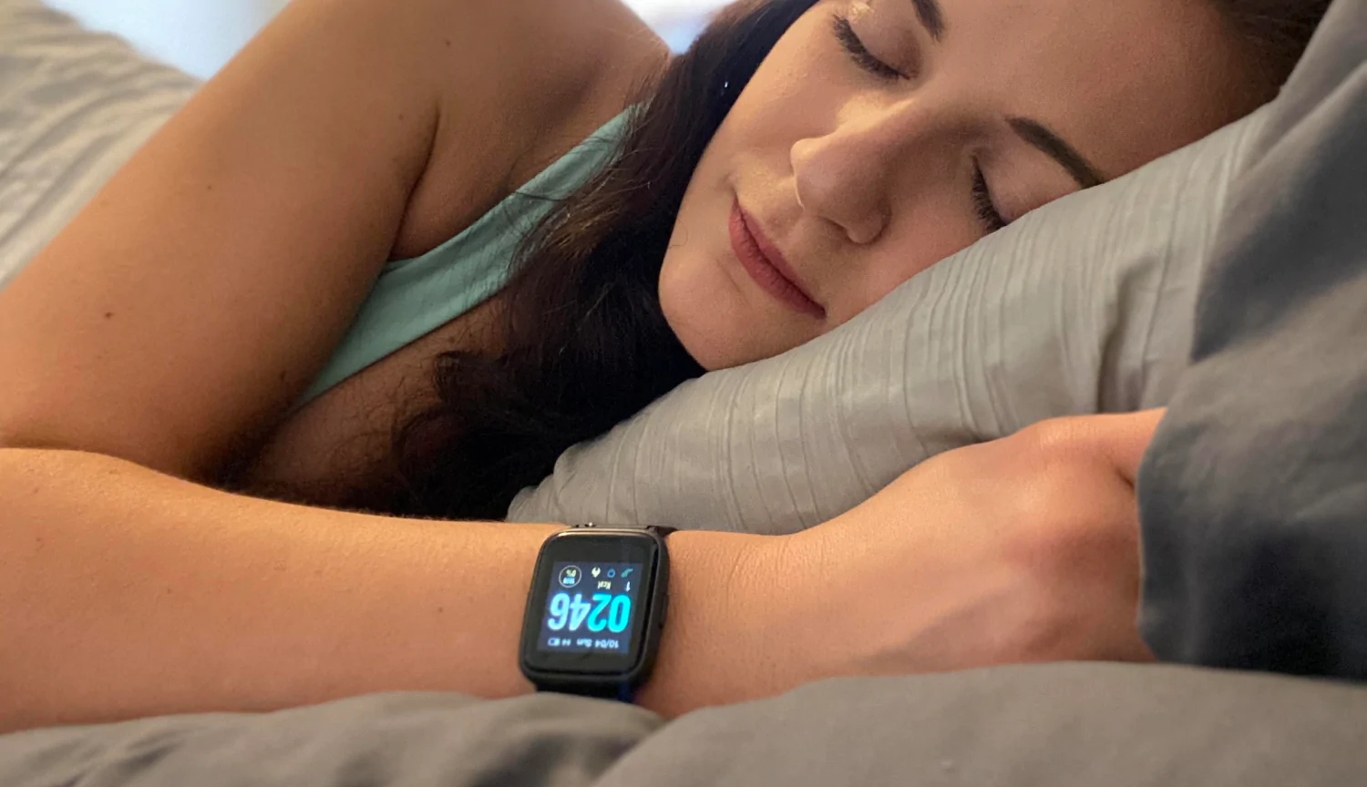 how-does-a-smart-watch-track-sleep